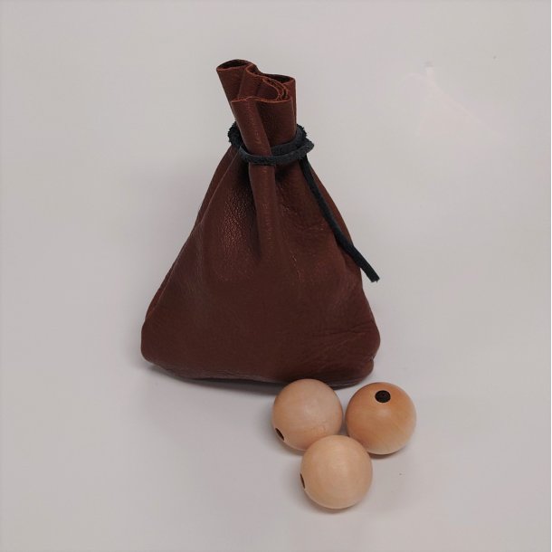 Brown leather-pouch with 13 WHITE balls for Tic-Tac-Toe