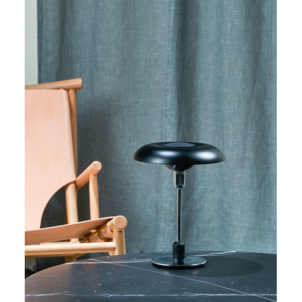 RA250 - Desk - BLACK painted