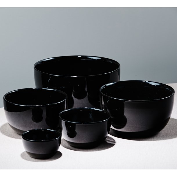 18 cm. Bowl Porcelain - BLACK - piet hein
