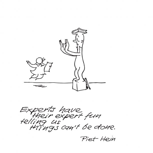 Waterglass w. grook: EXPERTS HAVE THEIR EXPERT FUN" &amp; "SHUN ADVICE AT ANY PRICE"