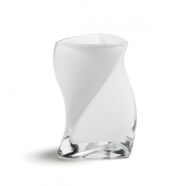 TWISTER vase 16 cm - OPAL (2 layer glass)